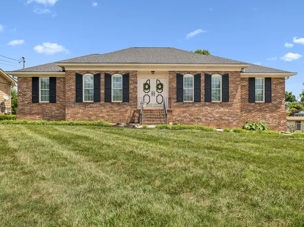 2804 Saint Lawrence Rd, Chattanooga, TN 37421