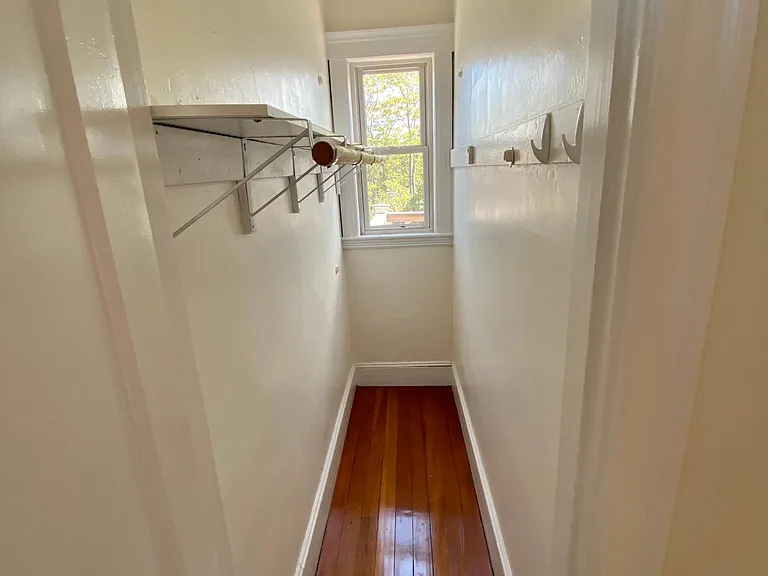 7 Harvard Ter #3 — Photo 7