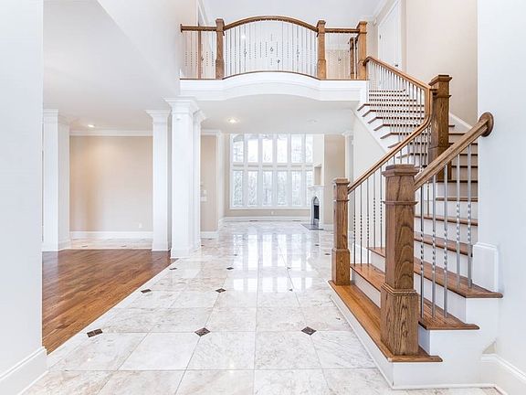 3rd image of 230 Lodestone Dr #85