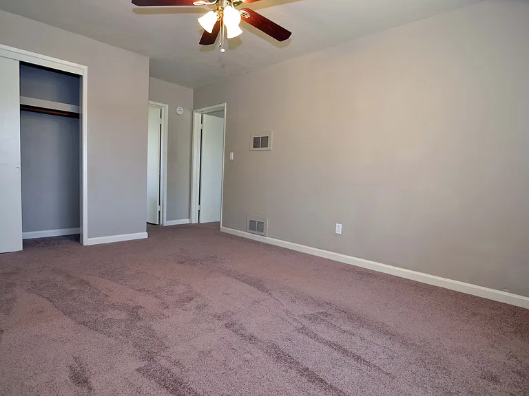 229 Landis Ave — Photo 6