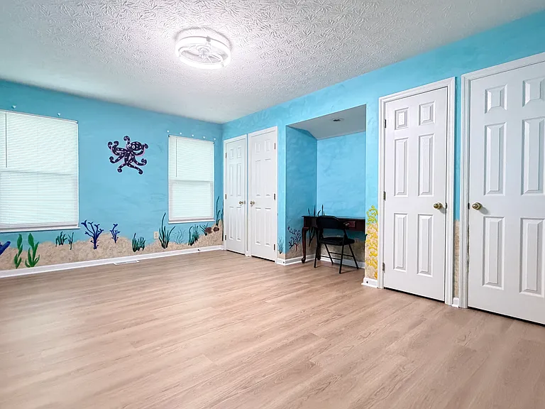 6112 Tarn Cir — Photo 31