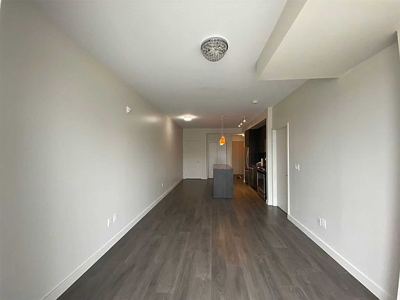 2nd image of 150 Sabina Dr #216
