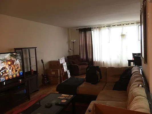 Rented by Prime Realty | media 35