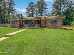 3335 Dawn Dr, Pearl, MS 39208