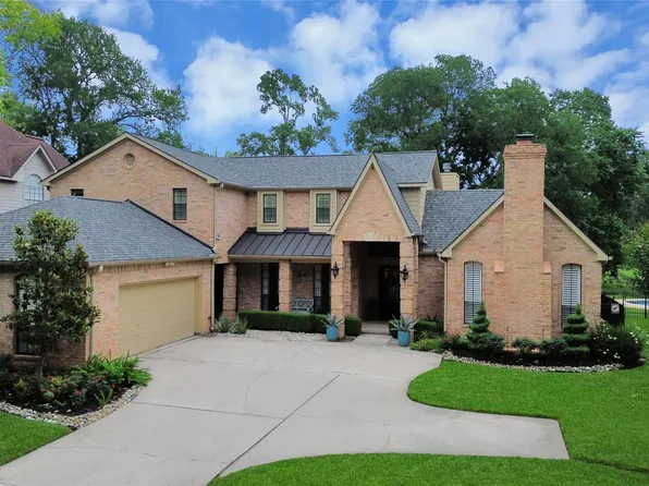 1802 Kingsmill Ln, Richmond, TX 77406