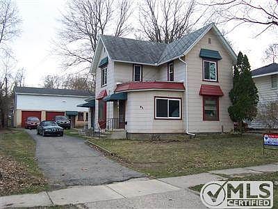 5th image of 91 Burr St