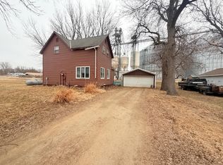 107 S Buckingham St, Hardwick, MN 56134