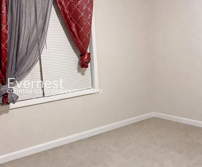 1166 Shoreham Dr — Photo 5
