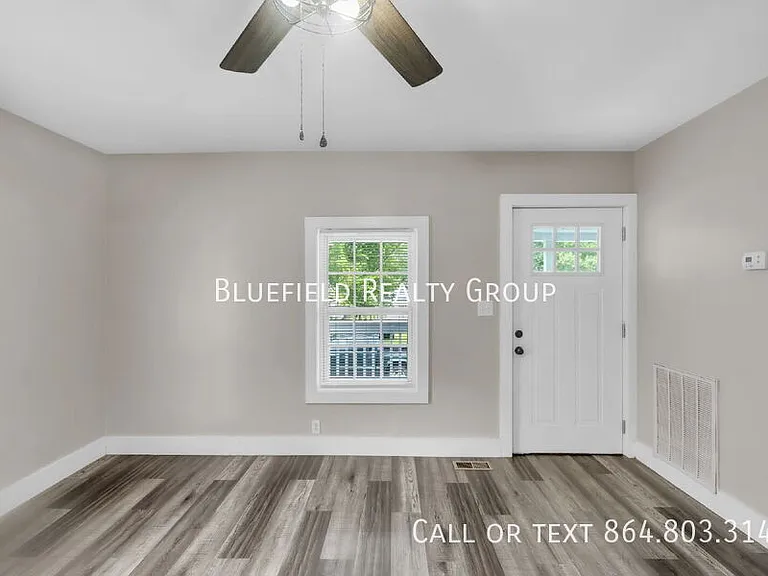 212 E Bearden St — Photo 4