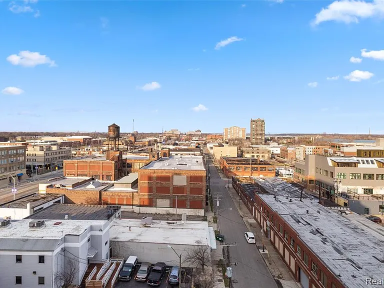 2900 E Jefferson Ave #D702 — Photo 14