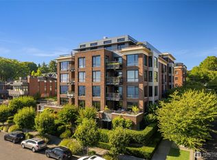 200 W Highland Dr #304, Seattle, WA