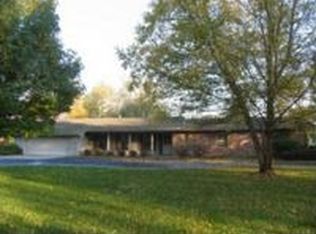 56 Willowbrook Rd, Hutchinson, KS 67502