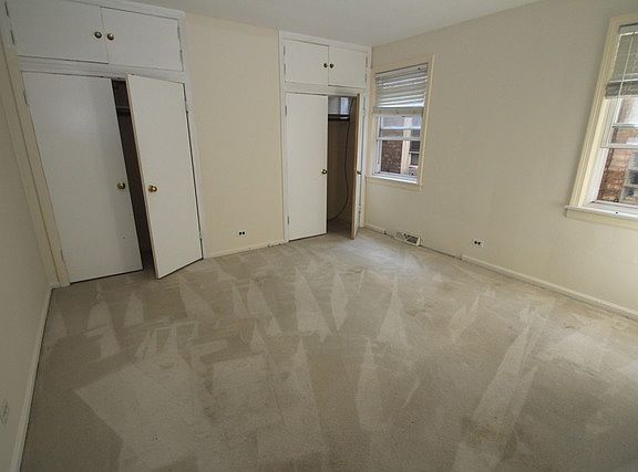 4th image of 6524 N Rockwell St