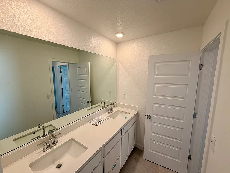 12620 Hereford Ave — Photo 18