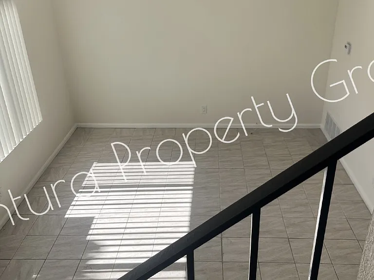520 S I St #3 — Photo 9