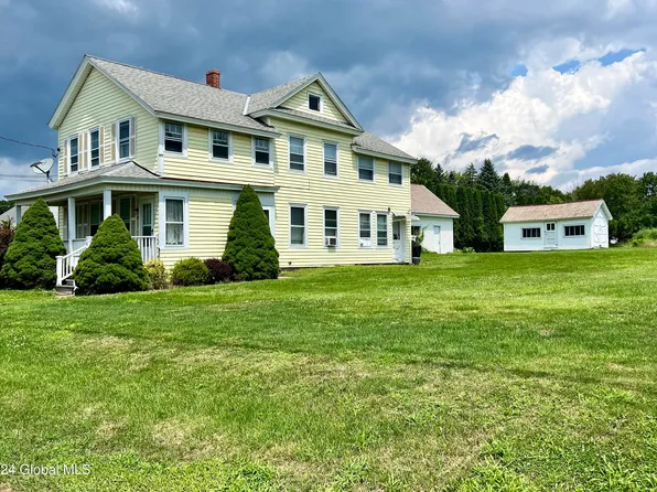 43 Van Dyke Avenue, Amsterdam, NY 12010