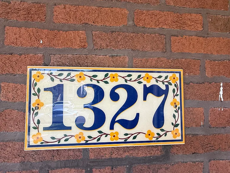 1327 Euclid Ave — Photo 2