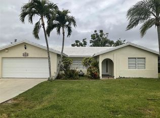 6269 Woodbury Rd, Boca Raton, FL 33433