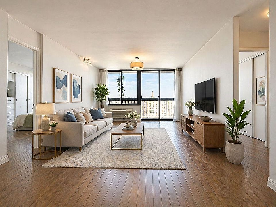 1st image of 15218 Union Tpke APT 6G
