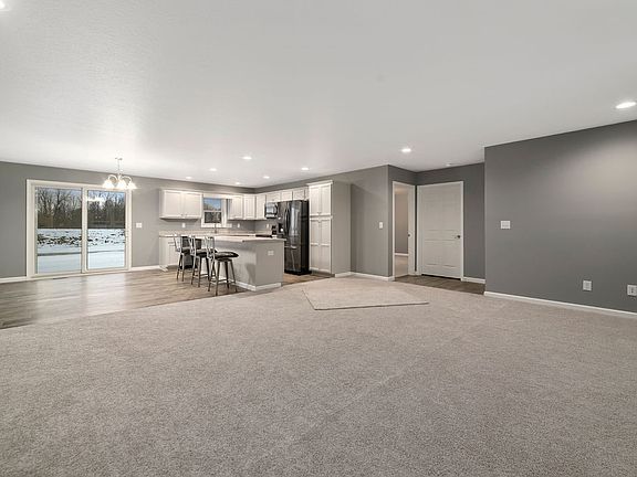 4th image of 406 E Prestige Dr #408