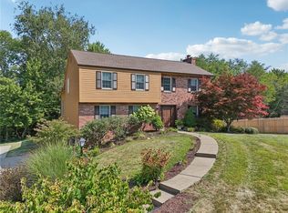 39 Canter Dr, Sewickley, PA