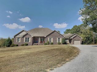 2939 Brown Rd, Madisonville, KY 42431