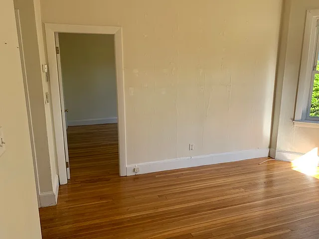 Studio, $2,300 — Photo 4