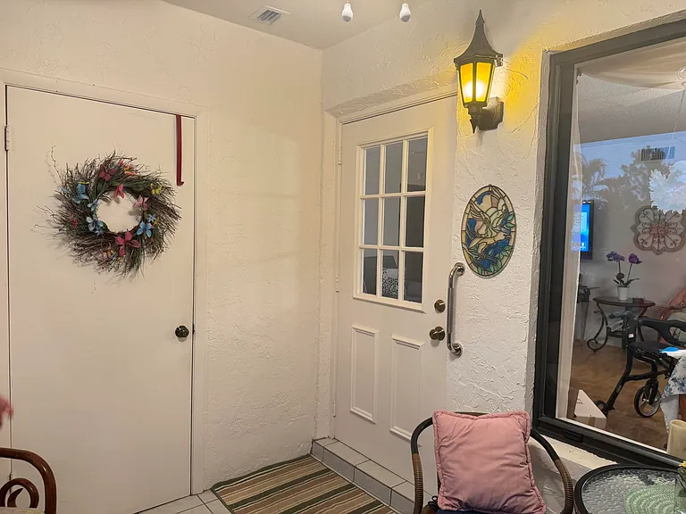 417 Pine Glen Ln #C-2 — Photo 18