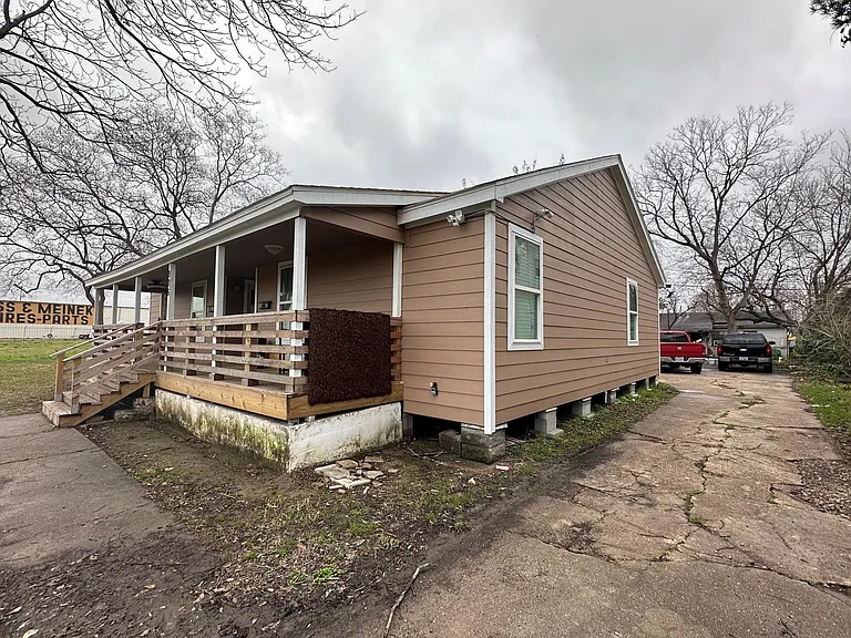 906 Eagle Ave #A — Photo 9