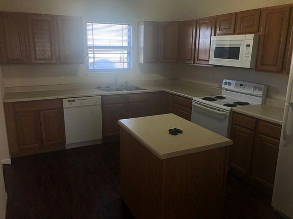 3rd image of 1907 Weatherwood Ave #1907