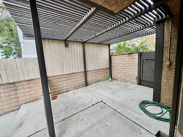 18336 Algiers St — Photo 12