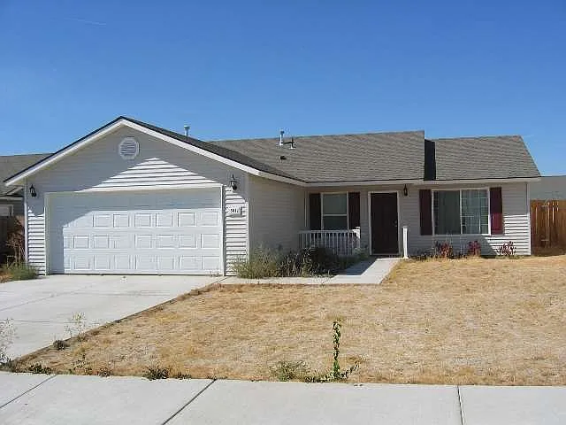 5012 Oxford Ln photo 1