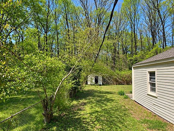 3rd image of 3535 Madewell St