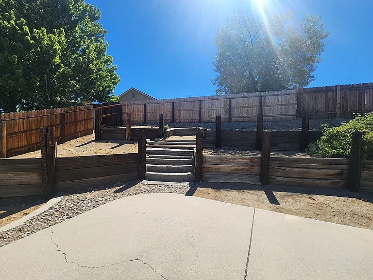 1007 Shadow Ln — Photo 27