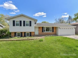 22W511 Burr Oak Dr, Glen Ellyn, IL