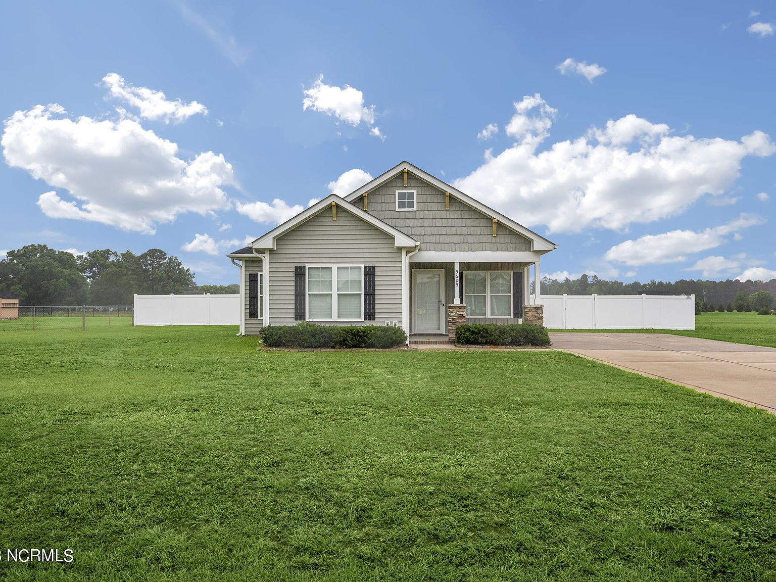 5625 Blanch Fields Lane, Lucama, NC 27851 Zillow