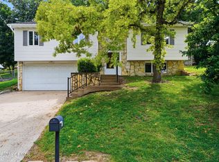 1709 Bunker Hill Rd, Jefferson City, MO 65109