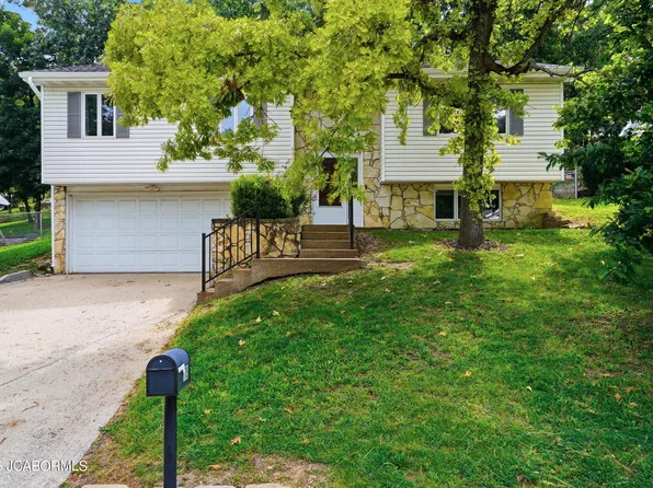 1709 Bunker Hill Rd, Jefferson City, MO 65109