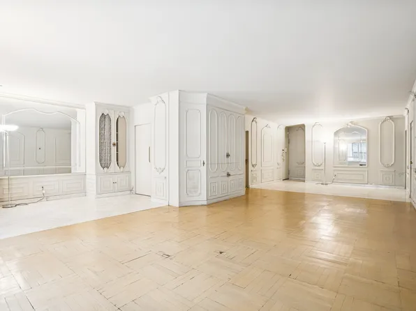 30 East 62nd Street image 4 of 16