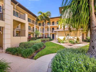 228 Fox Glen Dr APT 3204, Naples, FL, 34104