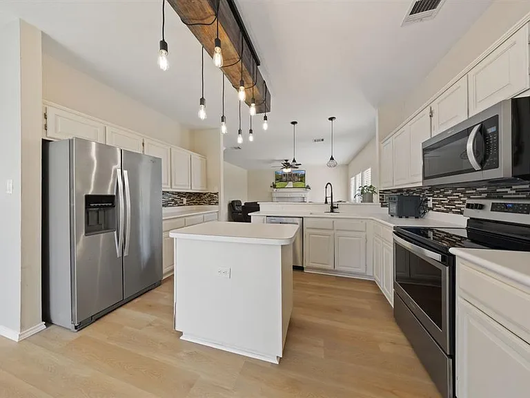 4216 Mulberry Dr — Photo 11