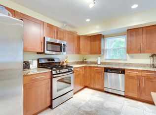 9016 Anna Dr, Clinton, MD