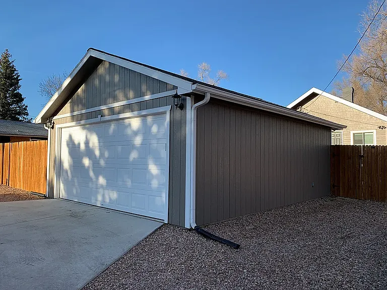 1903 W Pikes Peak Ave — Photo 10