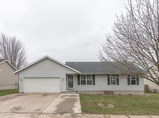 106 Maiden St, Center Point, IA 52213