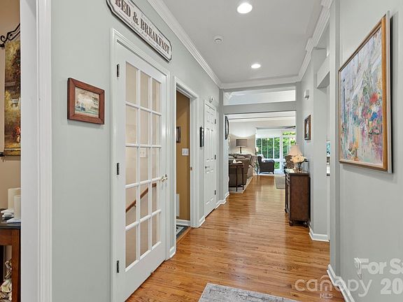 4th image of 69 Old Pasture Way