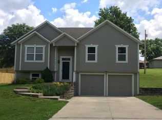 17101 Barr Ave, Holt, MO 64048