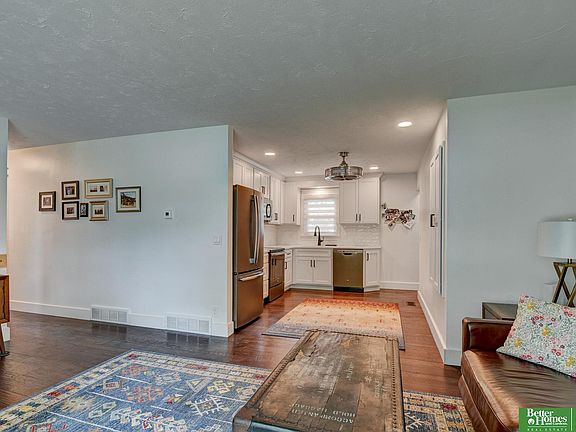 5th image of 3417 S 130th St