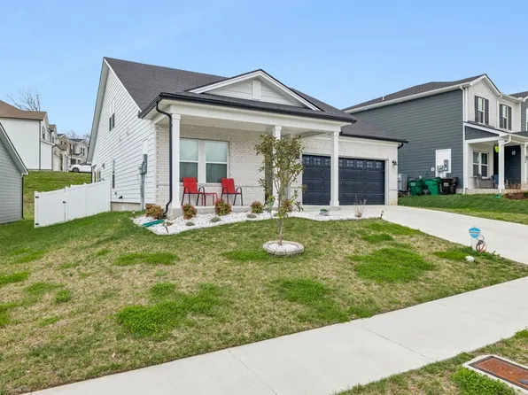 4877 Myra Dr, Hermitage, TN 37076