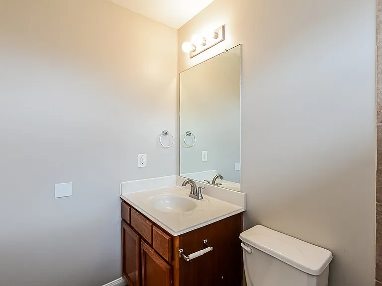 4018 Falvel Shadow Creek Dr — Photo 17