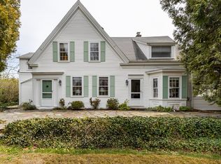 649 Scudder Ave, Hyannis Port, MA 02647